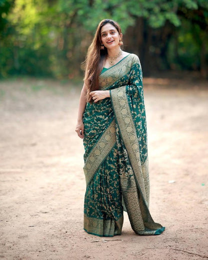 Organic Banarasi Wedding Saree – Lightweight & Breathable