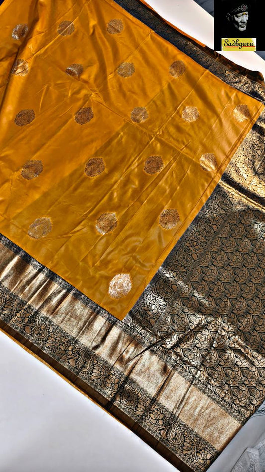 Premium Kanjivaram Soft Silk Saree with Copper Zari