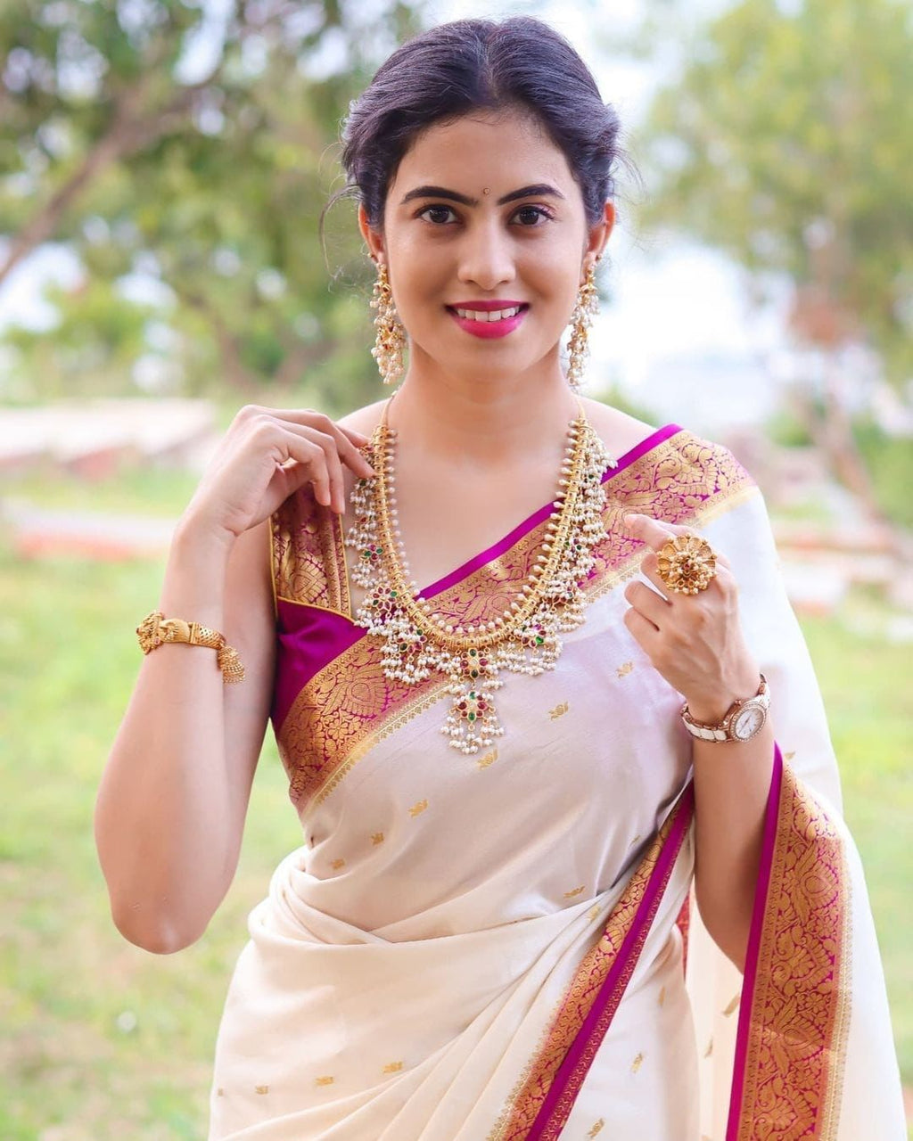 Lightweight Banarasi Saree in Premium Lichi Silk