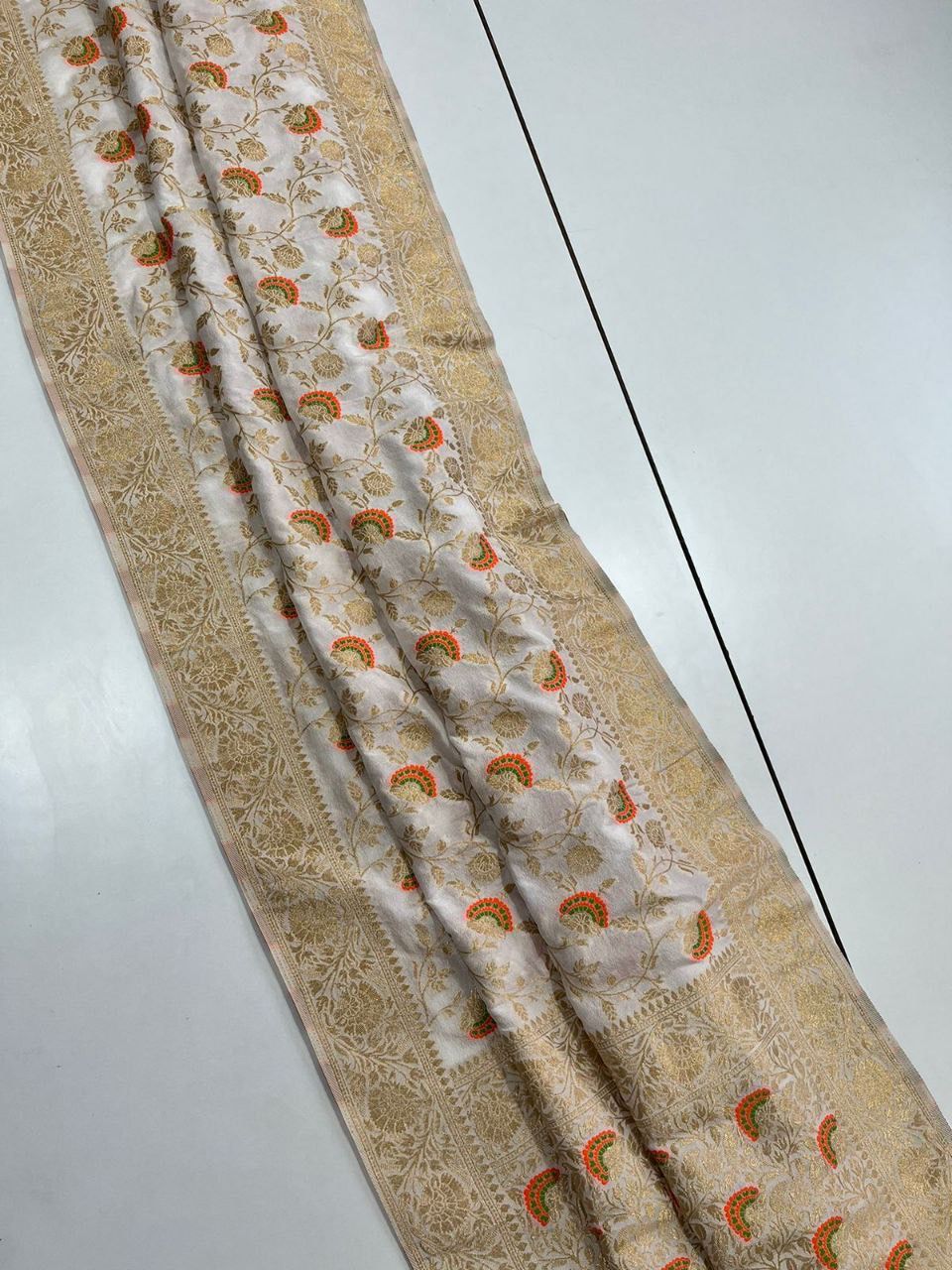 Pure Soft Khadi Georgette Silk Saree with Zari & Meenakari Work – LC-59