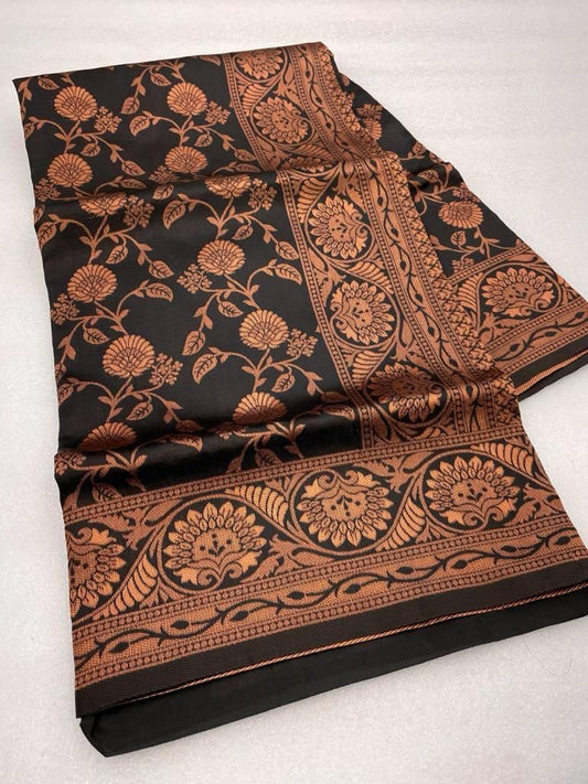 Graceful Organic Banarasi Lichi Silk Saree