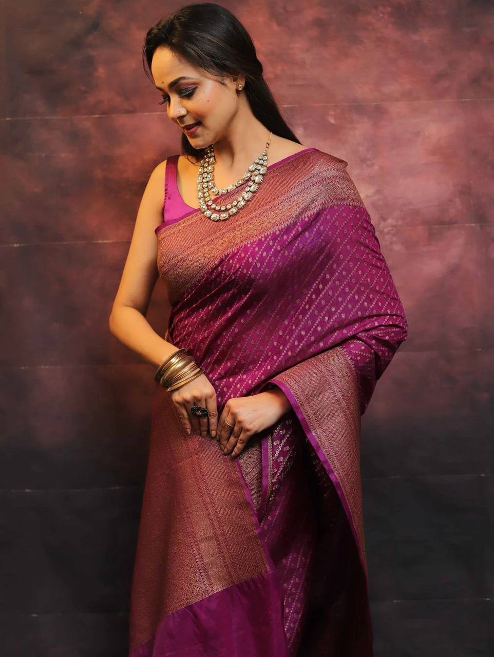 Premium Comfort Organic Banarasi Lichi Silk Wedding Saree