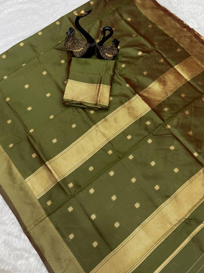 Elegant Comfort Organic Banarasi Lichi Silk Wedding Saree