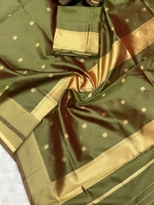 Elegant Comfort Organic Banarasi Lichi Silk Wedding Saree