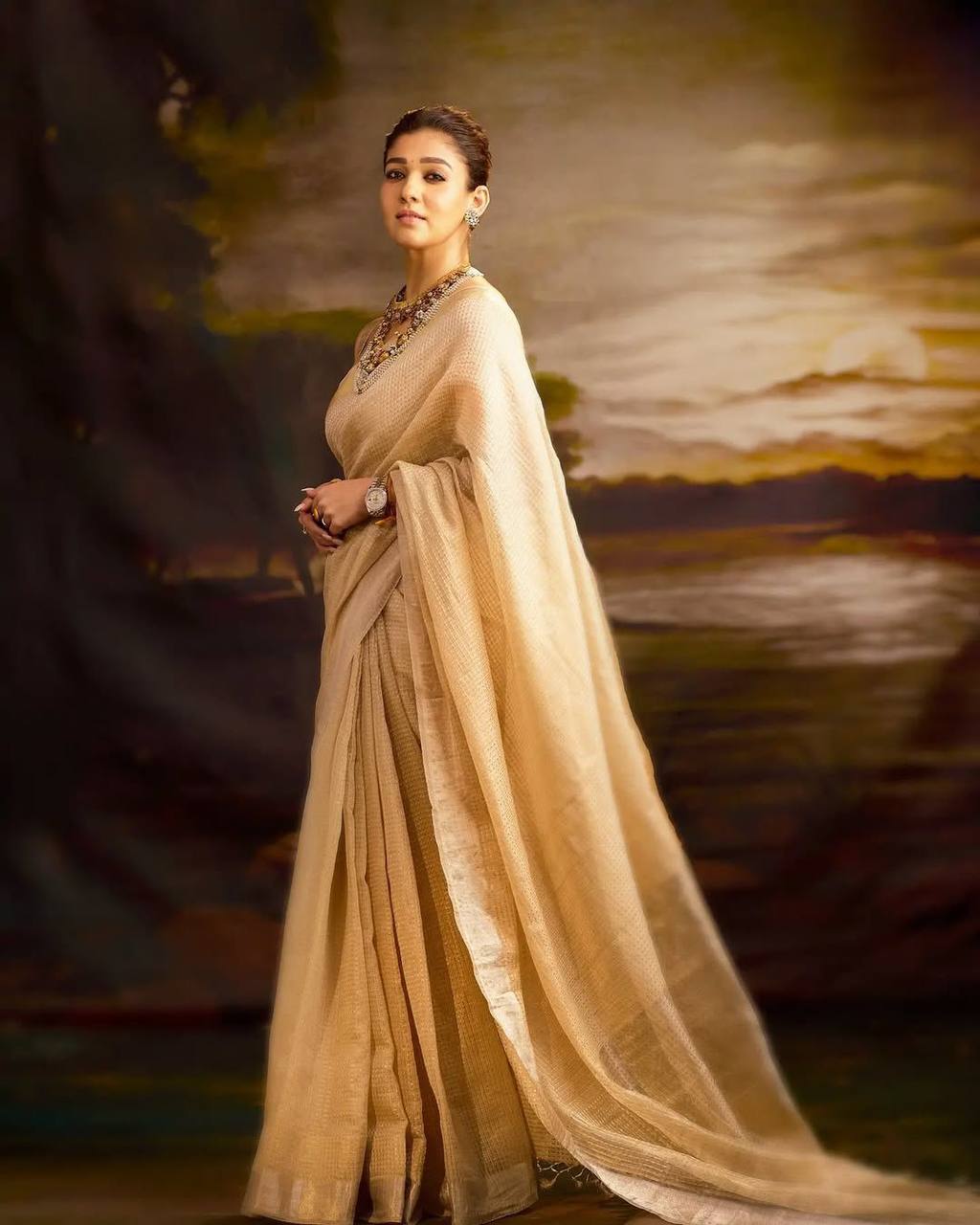 Nayanthara saree
