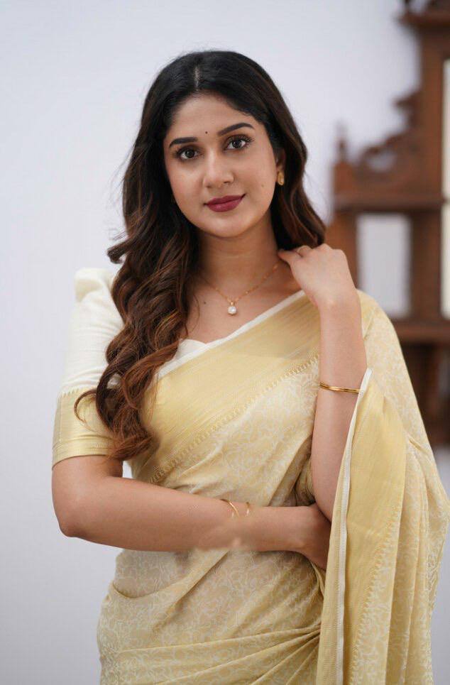 Resham Phalika Saree