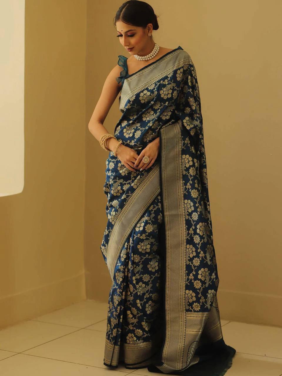 AISHWARYAM SILK SAREE