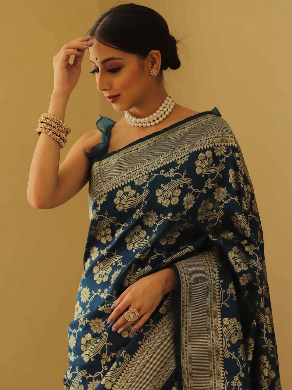 AISHWARYAM SILK SAREE