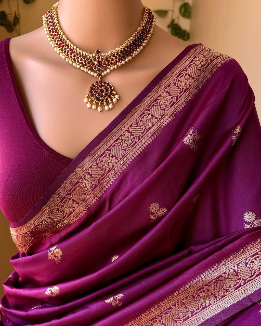 Lichi Blossom Weave