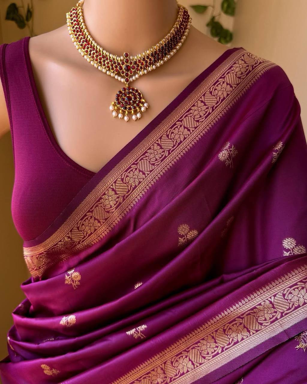 Lichi Blossom Weave