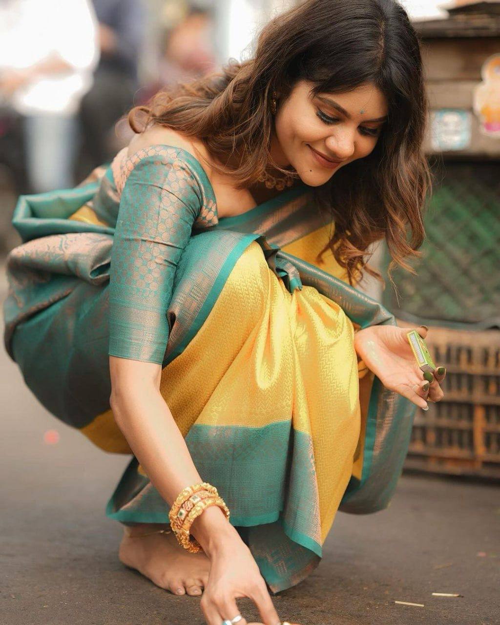 VASUNDHARA SILK SAREE