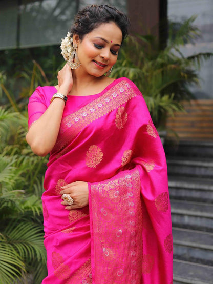 Soft & Lightweight Lichi Silk Banarasi Wedding Saree