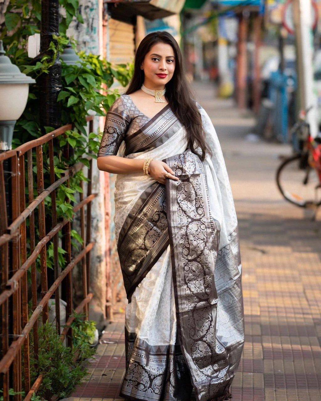 Rich Drape Organic Banarasi Lichi Silk Wedding Saree